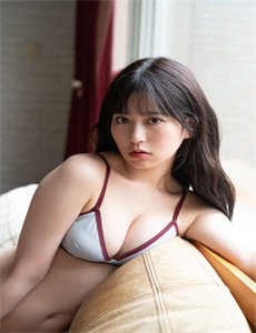 女人打开腿让男人进来的小说